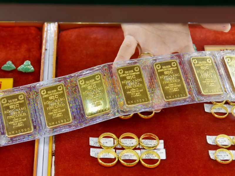 Vàng 9999 và vàng 24K có giá ngang nhau